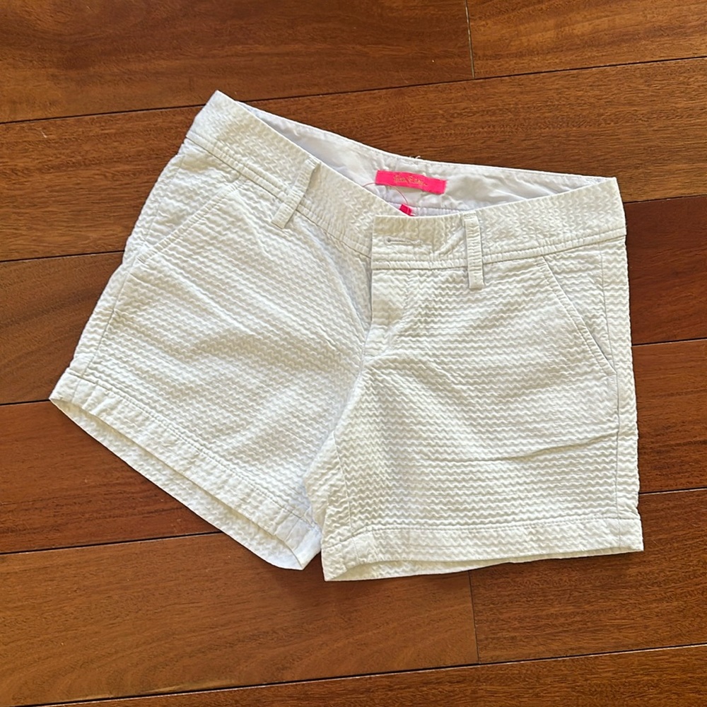 Lilly Pulitzer White textured shorts Size 0